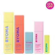Ensemble de produits de soin BYOMA avec emballage coloré sur fond vert